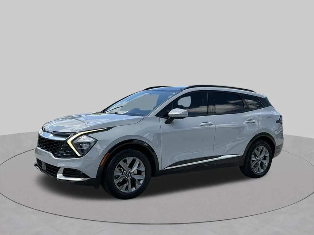 Used 2023 Gray Kia SX image 2