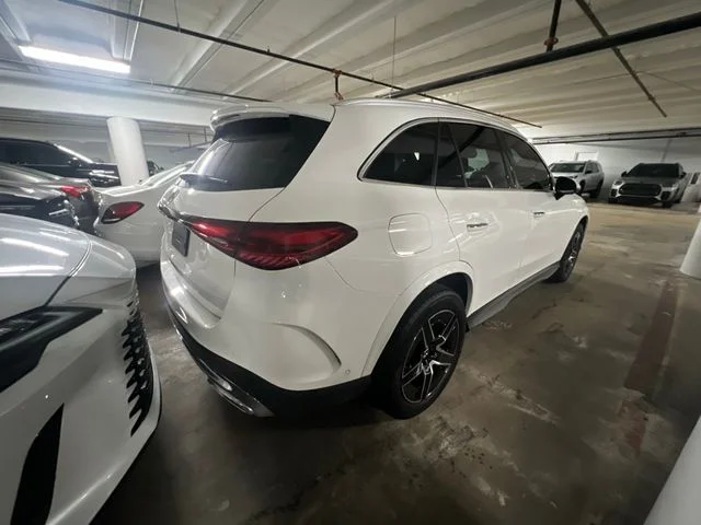 Used 2023 White Mercedes-Benz GLC 300 image 19