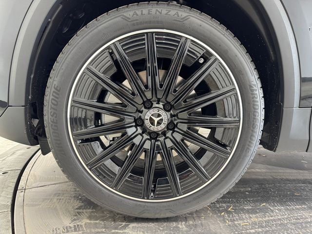 New 2026 Cosmos Black Metallic Mercedes-Benz GLA 250 image 11