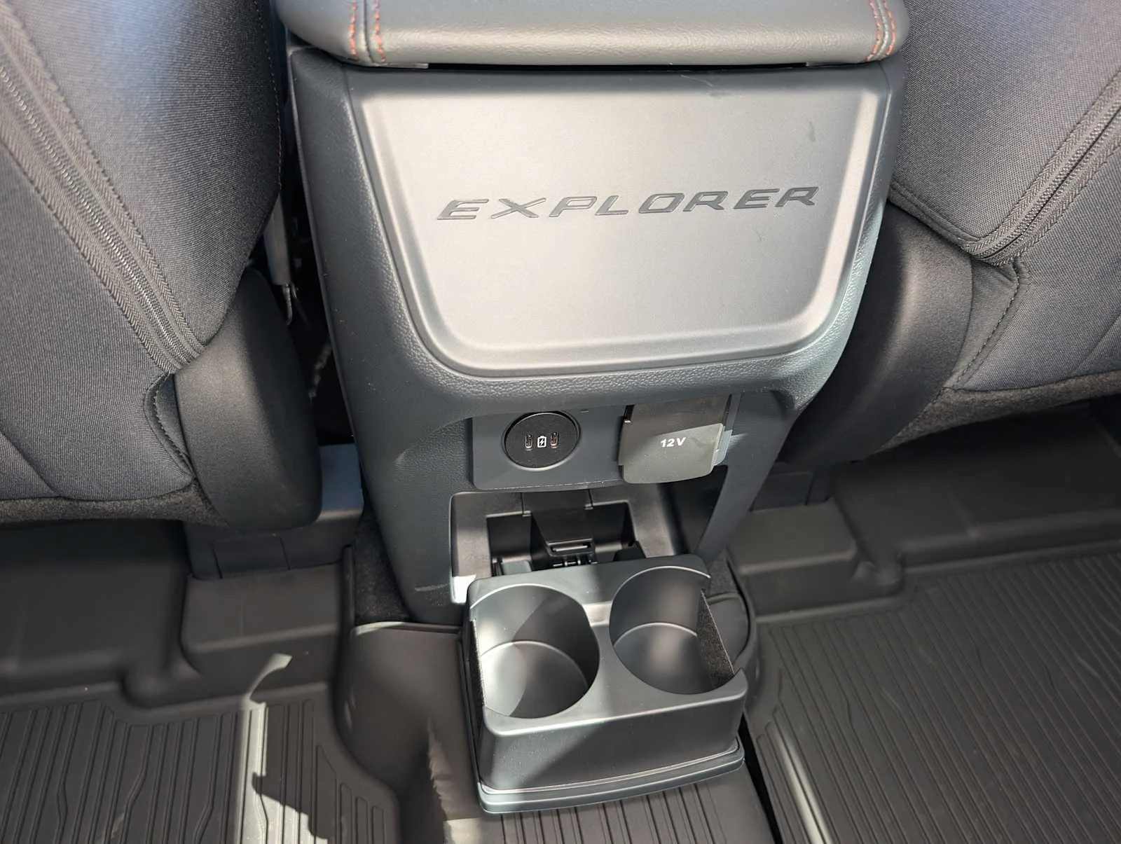 New 2026 Carbonized Gray Metallic Ford Active image 15