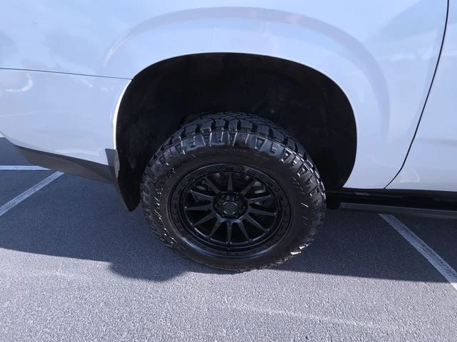 Used 2021 Beige Chevrolet High Country image 25