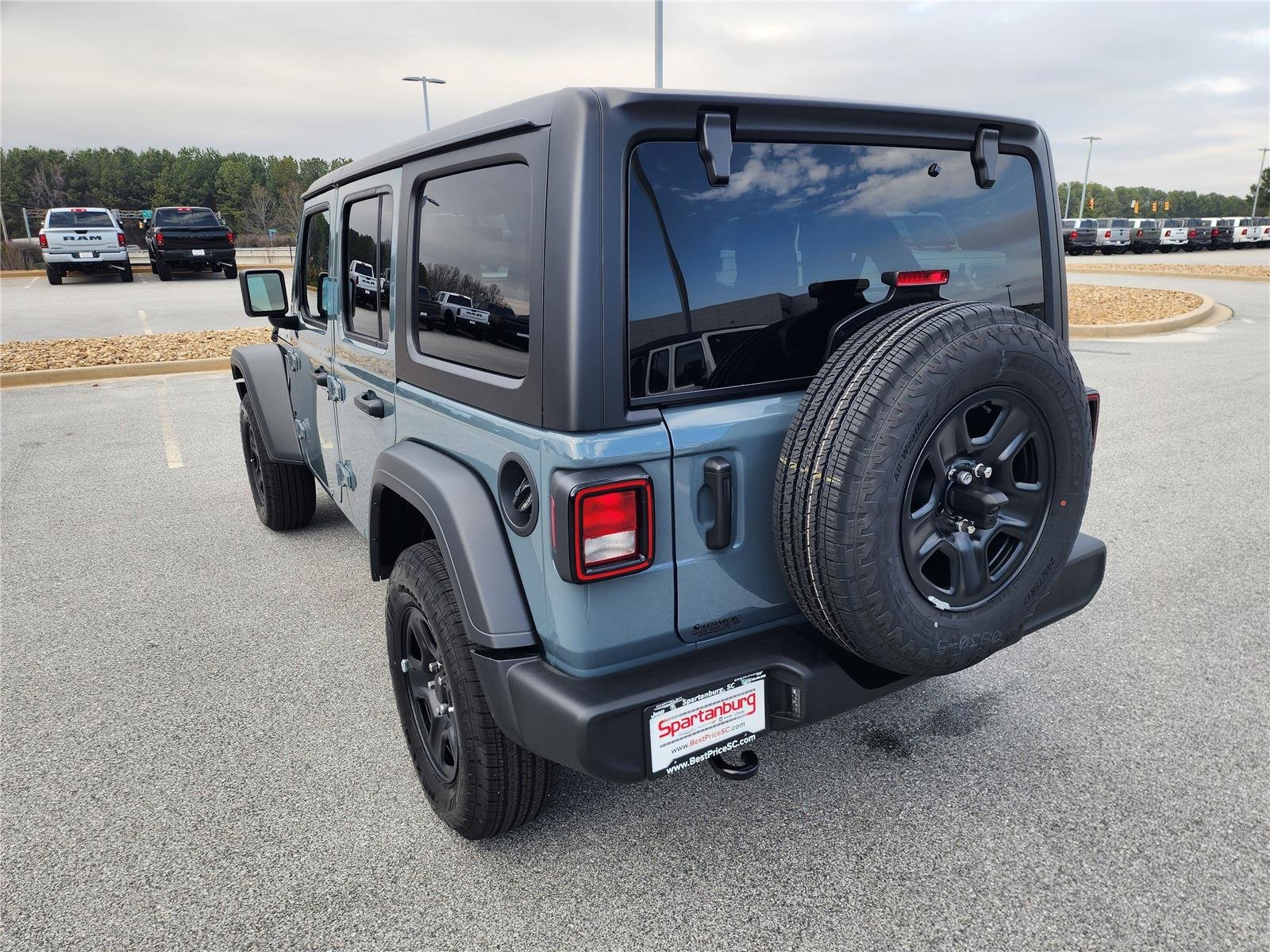 New 2026 Anvil Clear-Coat Exterior Paint Jeep Sport image 4