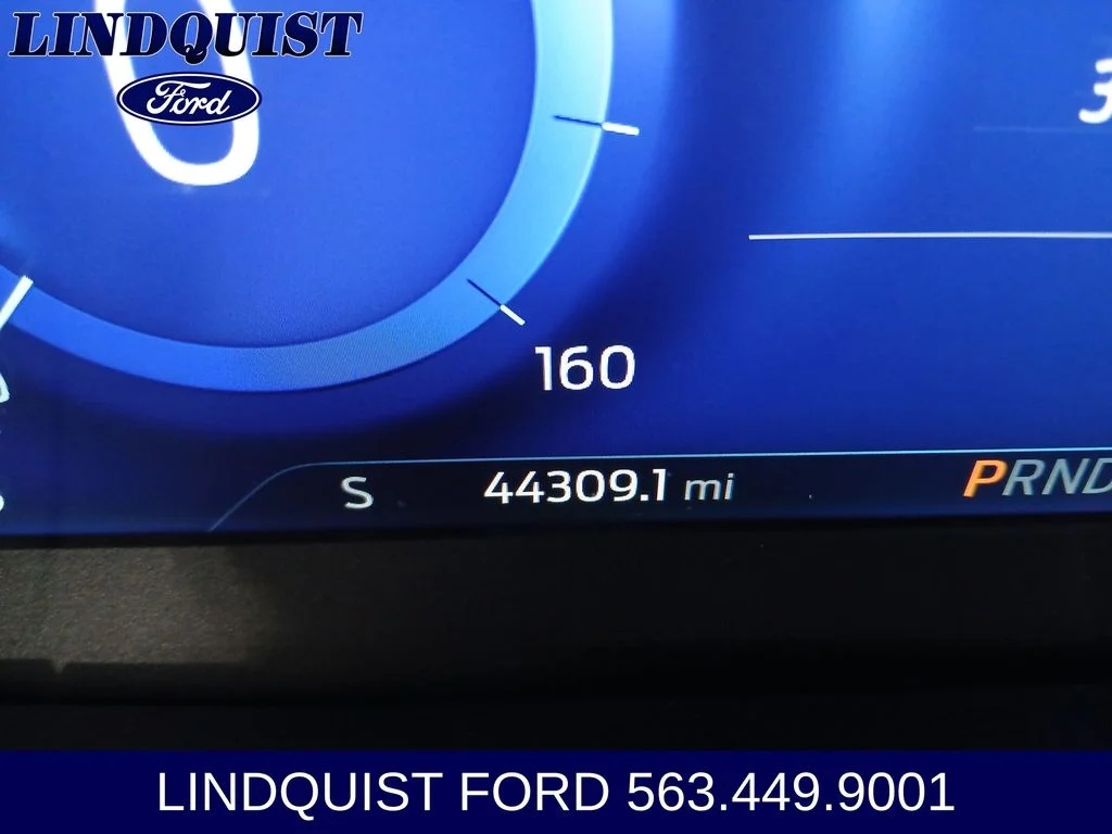 Used 2022 Silver Metallic Ford SEL image 13