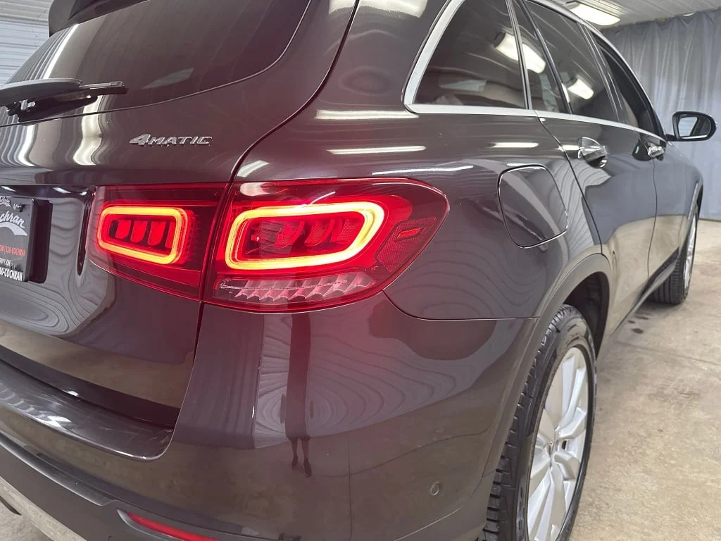 2021 Mercedes-Benz GLC GLC300 - Photo 26