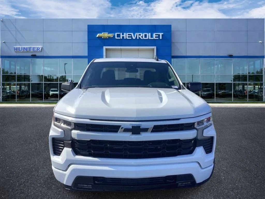 New 2026 Summit White Chevrolet RST image 5