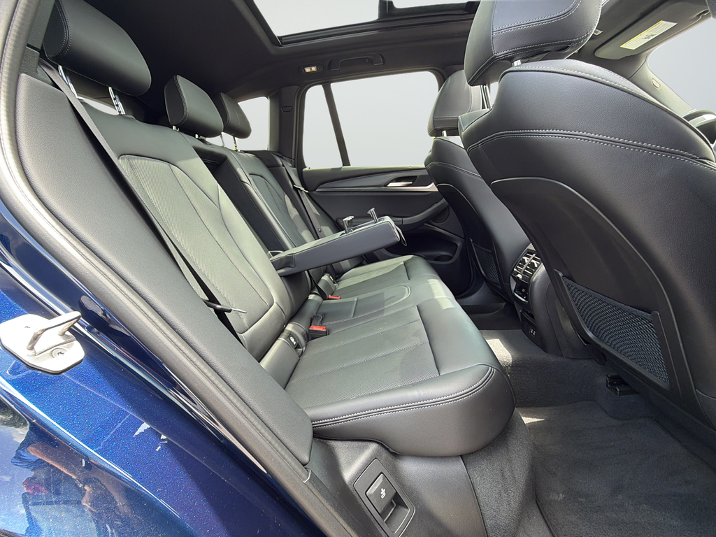 Used 2022 Blue BMW xDrive30i image 24