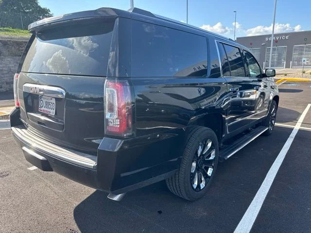 Used 2018 Onyx Black GMC Denali image 4