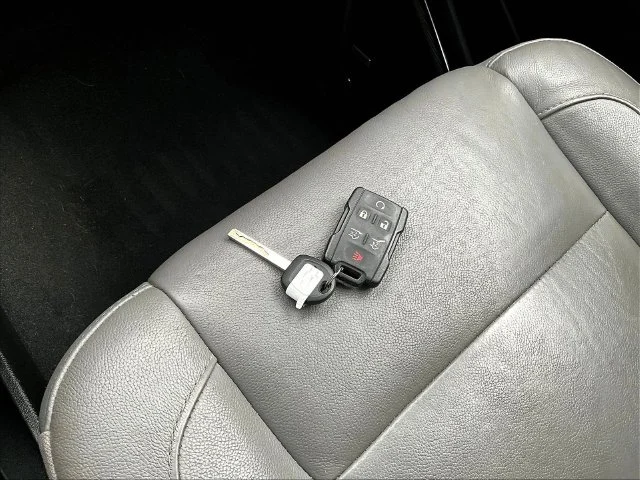 Used 2019 Gray Chevrolet LT image 37