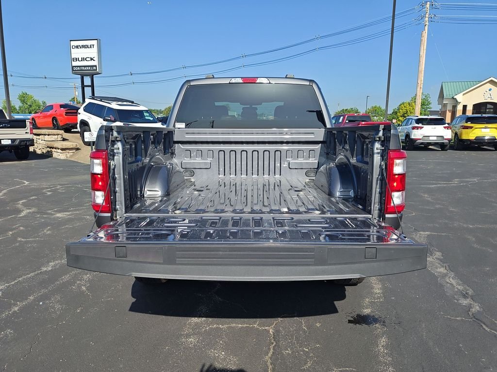 Used 2022 Gray Ford XL image 23