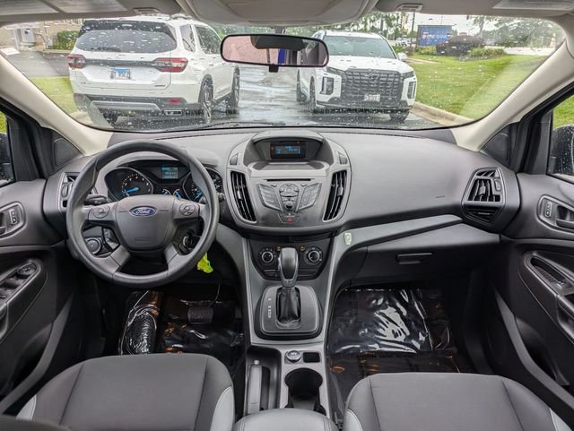 Used 2013 Blue Ford S image 21
