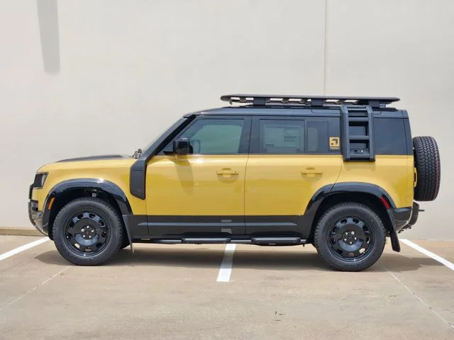 New 2026 Deep Sandglow Yellow Land Rover Trophy Edition Deep Sandglow image 4