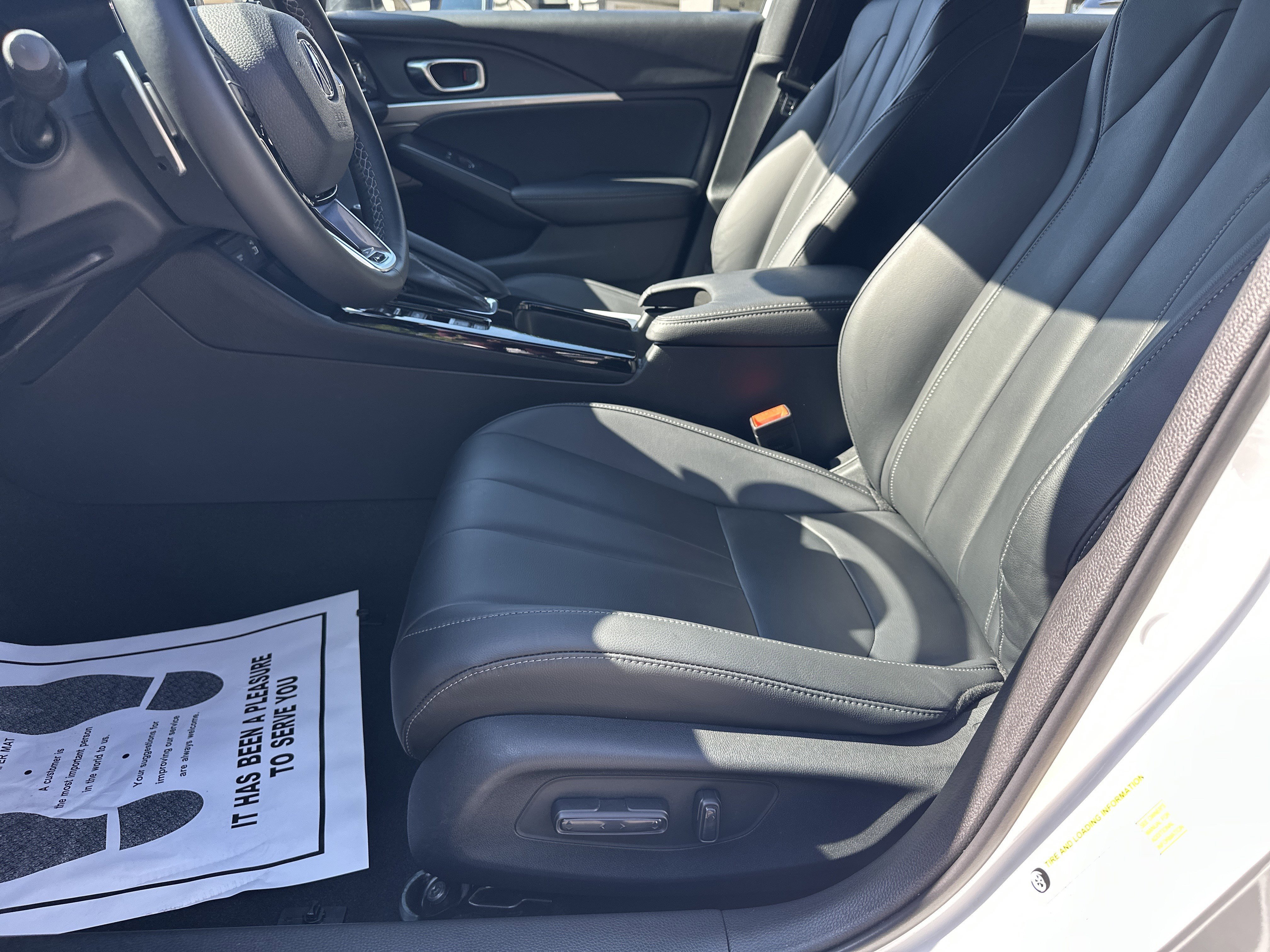 Used 2024 Platinum White Pearl Acura w/A-Spec Package image 9