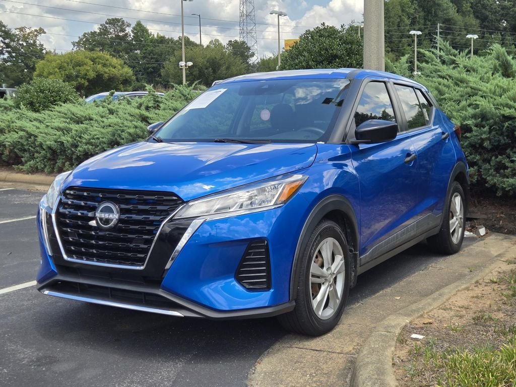 Used 2022 Blue Nissan S image 3