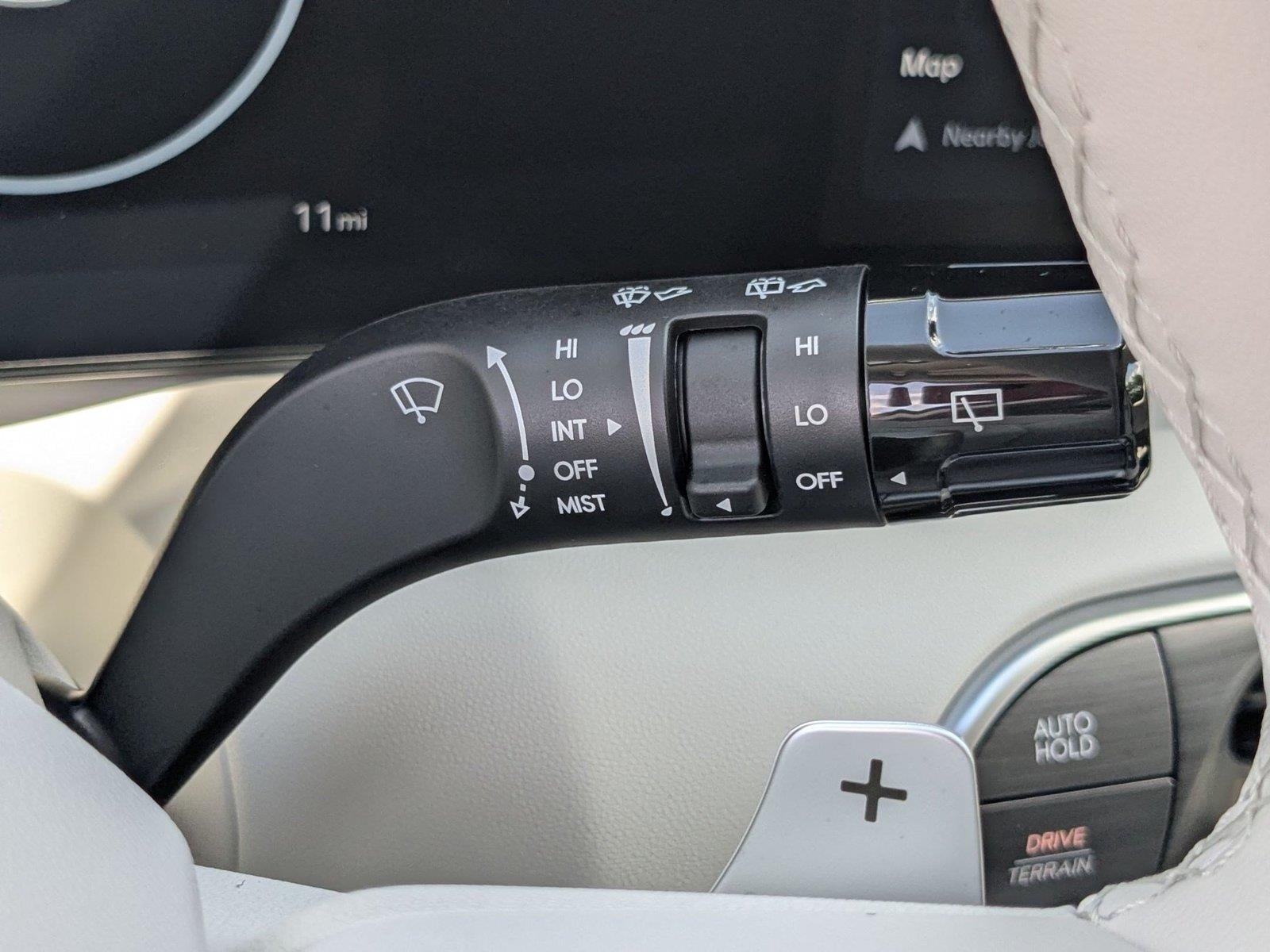 New 2027 Shimmering Silver Hyundai SEL Premium 7P image 16