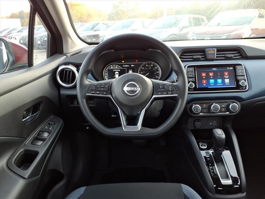 2025 Nissan Versa Sedan SV - Photo 11