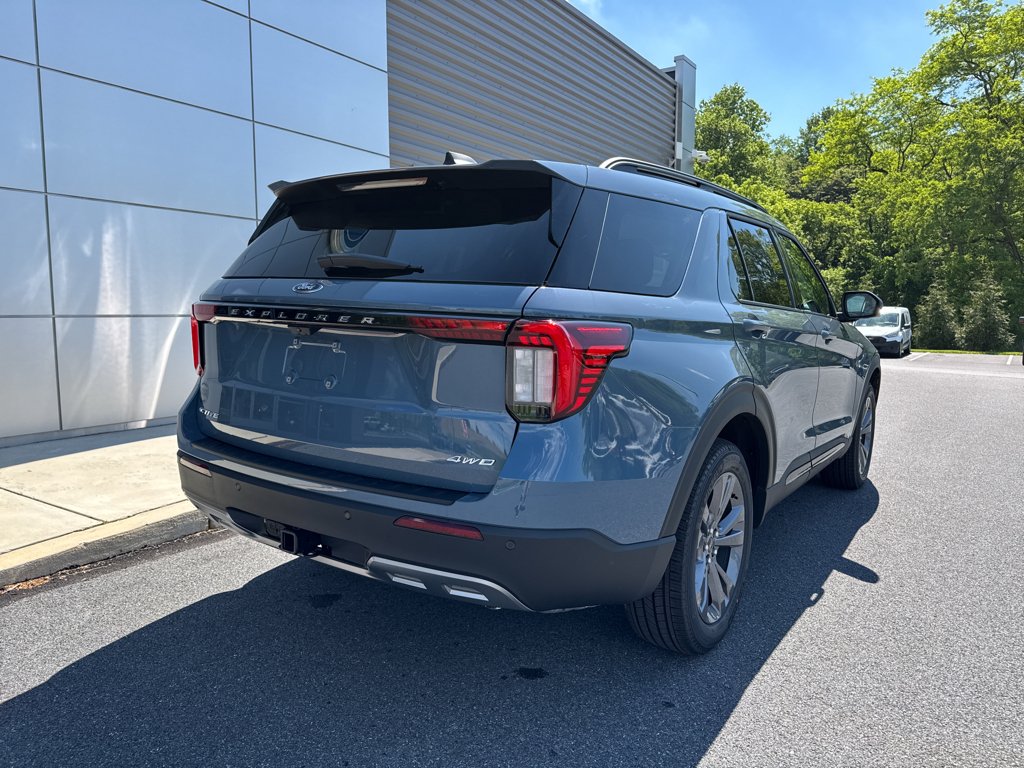 New 2026 Vapor Blue Metallic Ford Active w/200A Pkg image 17