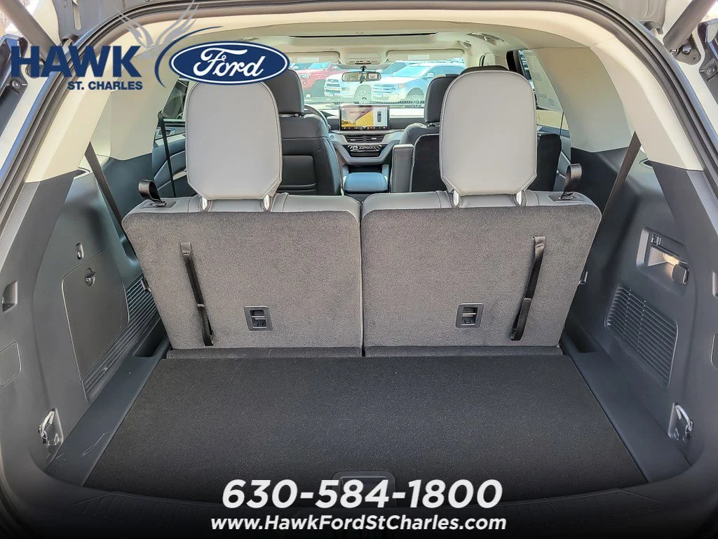 New 2026 Star White Metallic Tri-Coat Ford Active image 22