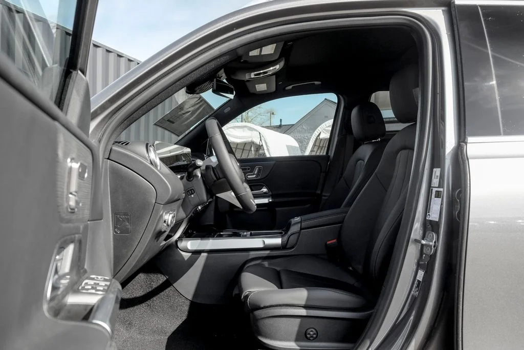 New 2026 Mountain Grey Metallic Mercedes-Benz GLB 250 image 11