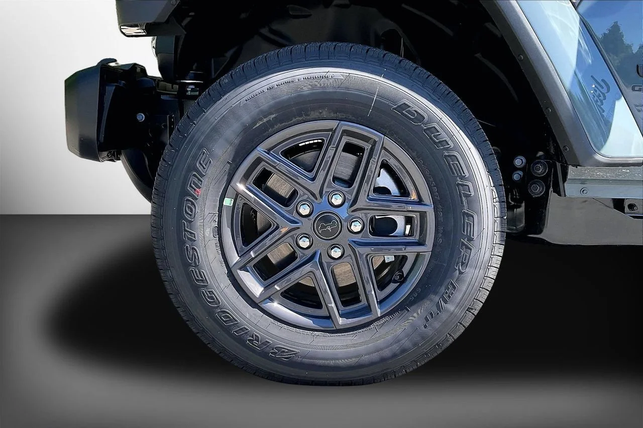 New 2026 Anvil Clearcoat Jeep Sport S image 25