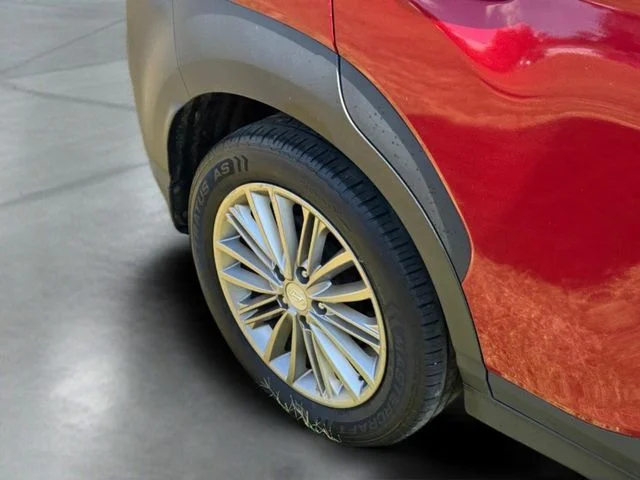 Used 2018 Red Hyundai SEL image 14