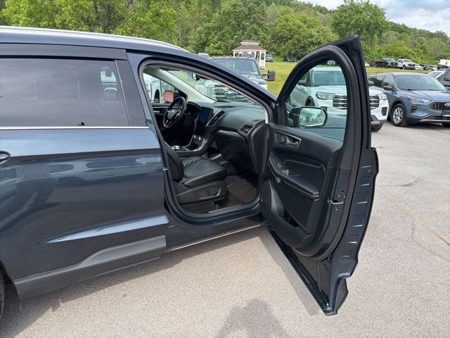 Used 2023 Blue Ford Titanium image 31