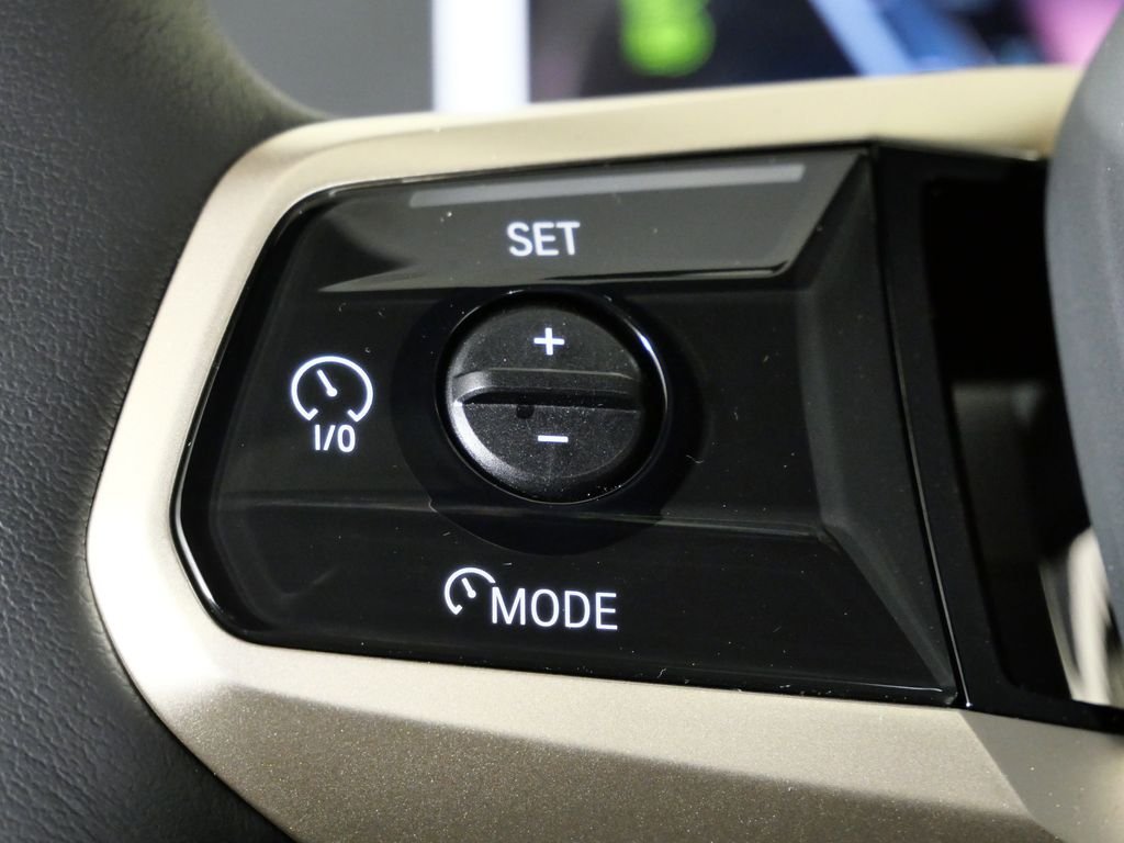 2026 BMW iX 60 - Photo 39