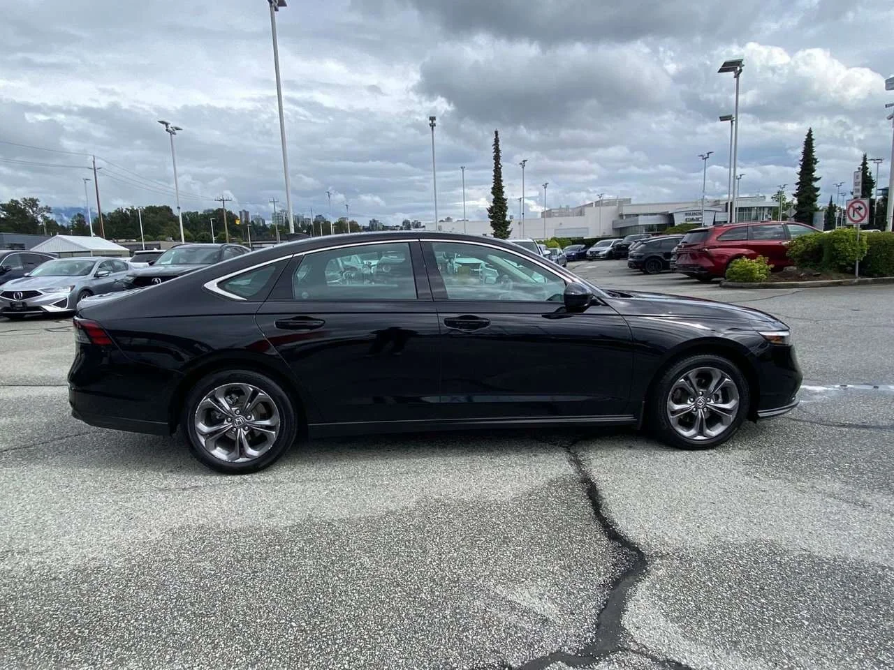 Used 2024 Crystal Black Pearl Honda EX CVT Sedan Certified Pre-Owned   No Accident   O image 7