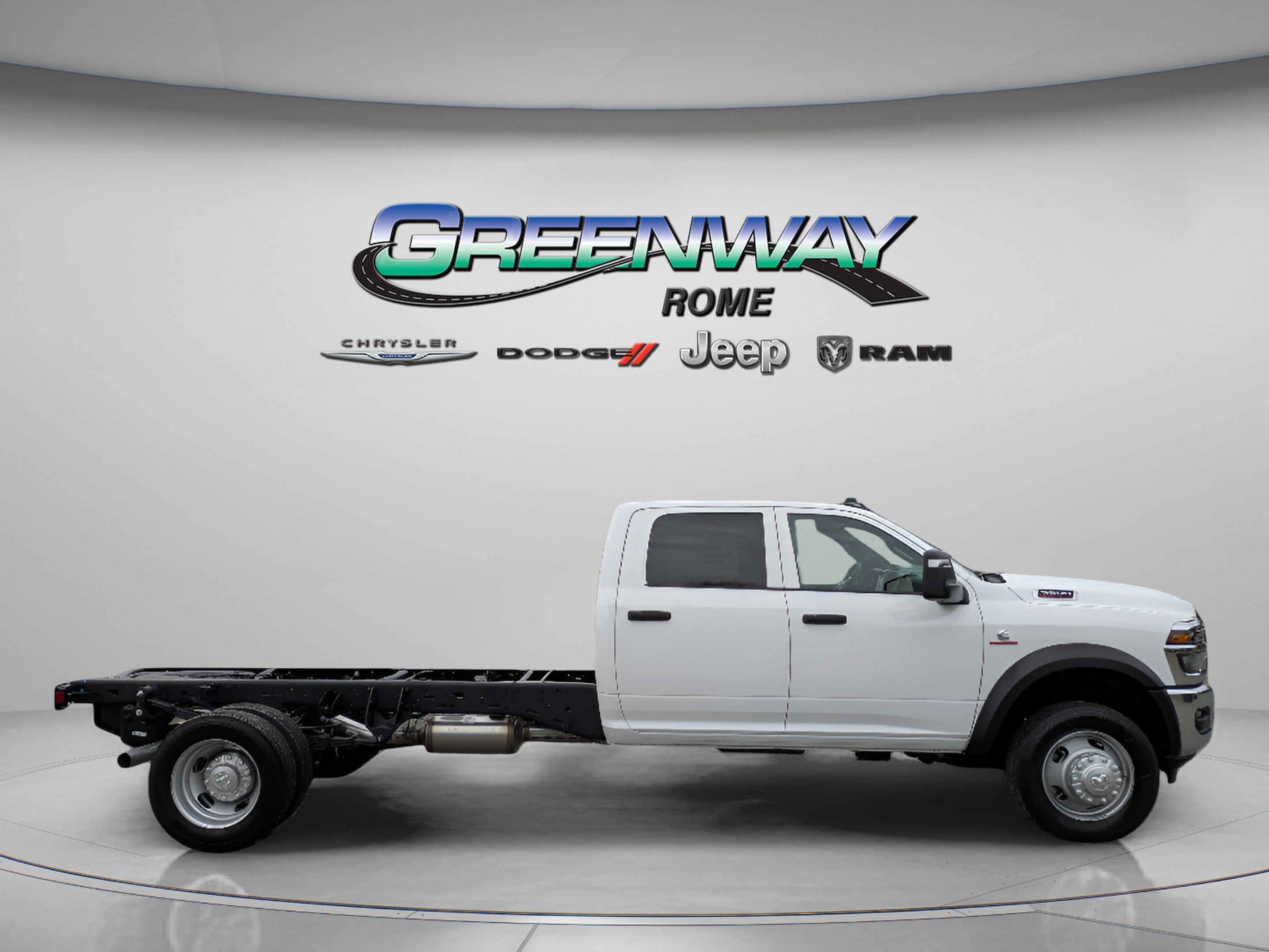 New 2026 Bright White Clear-Coat Exterior Paint RAM Tradesman image 8