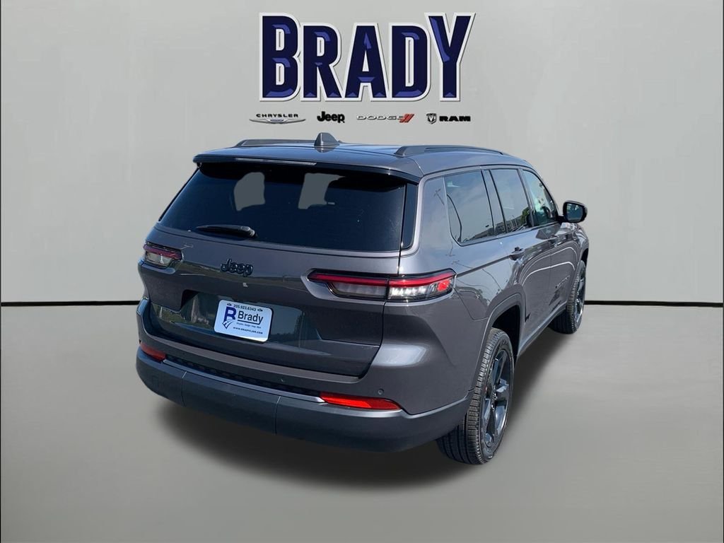 New 2026 Baltic Gray Metallic Clear-Coat Exterior Paint Jeep Limited image 7