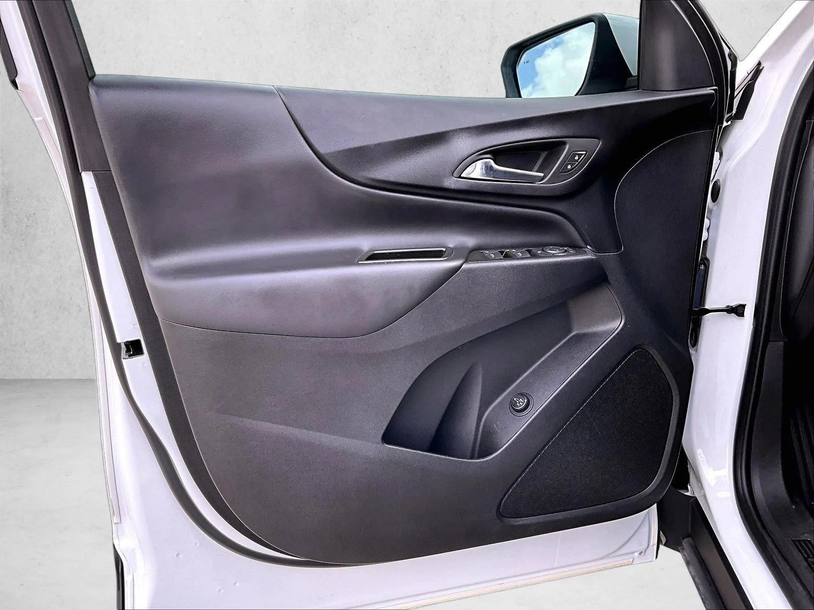 Used 2023 Summit White Chevrolet LT image 18