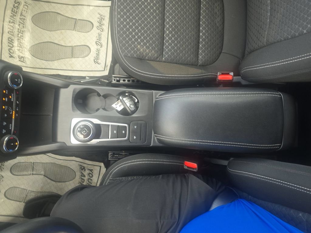 Used 2023 Black Metallic Ford Active image 12