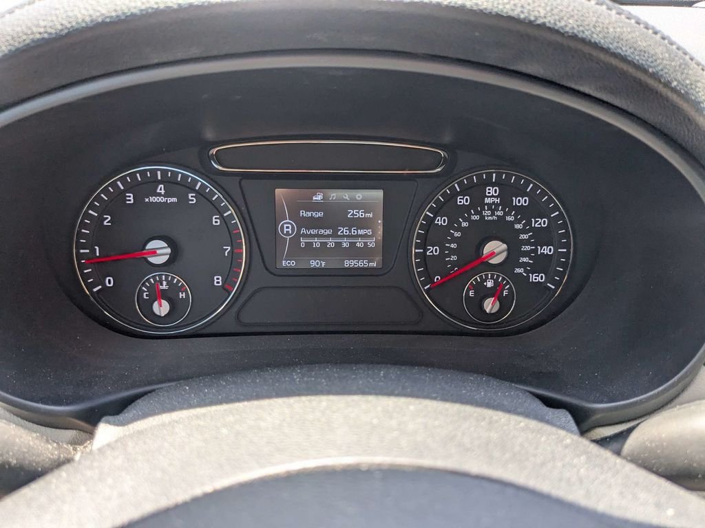 Used 2017 White Kia LX image 30