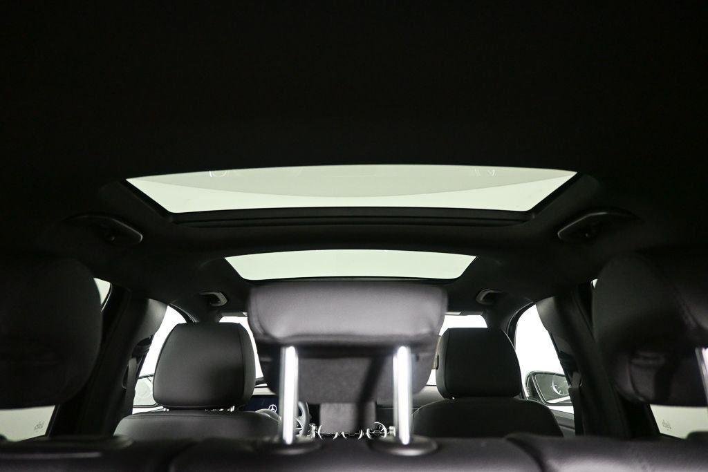 New 2026 Night Black Mercedes-Benz GLB 250 image 21