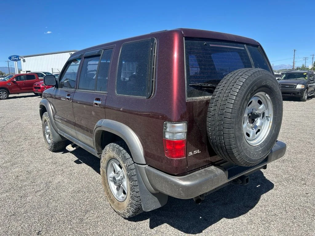 Used 2000 Foxfire Red Mica Isuzu S image 5
