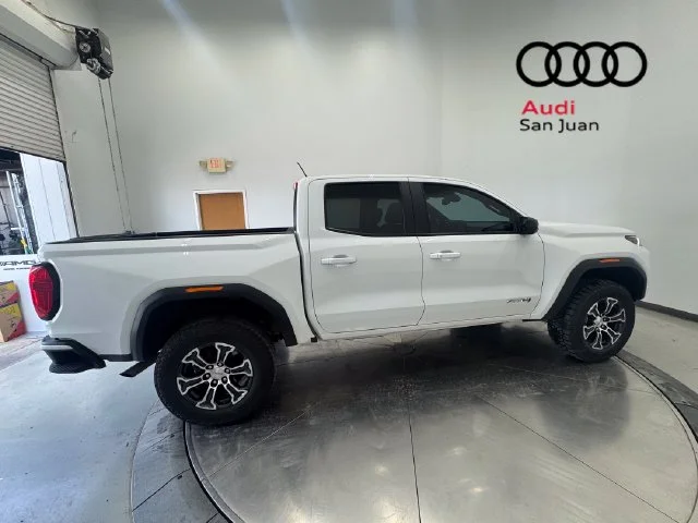 Used 2023 White GMC AT4 image 37