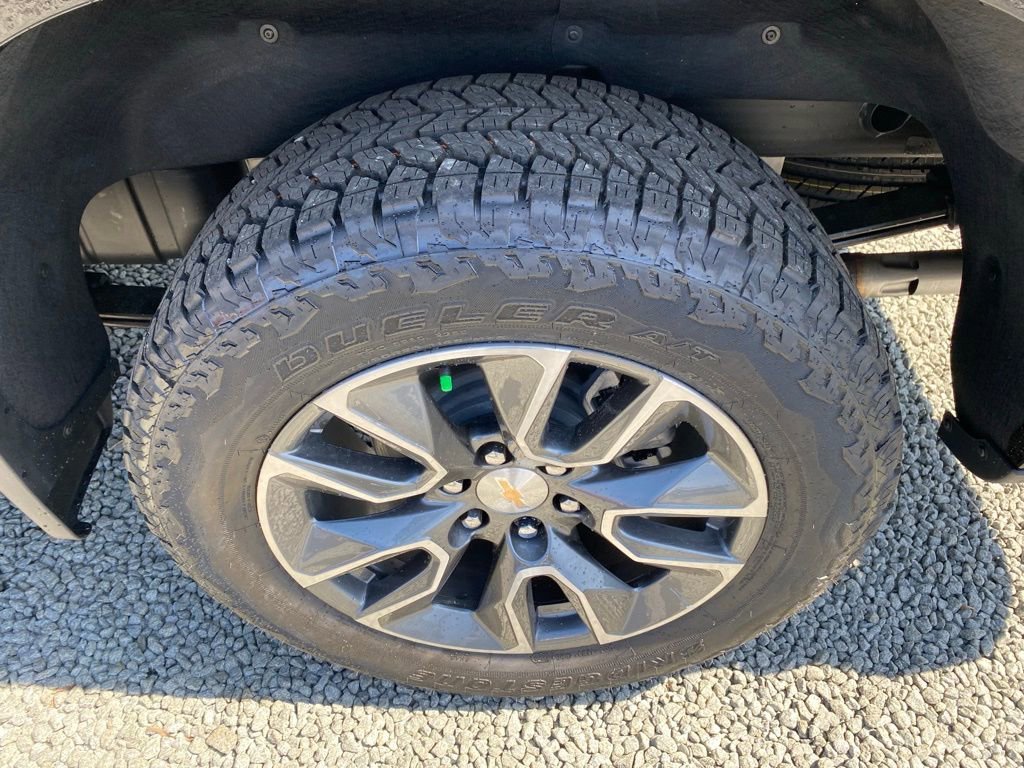 2025 Chevrolet Silverado 1500 LT - Photo 25