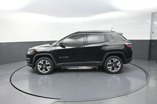 Used 2018 Black Jeep Limited image 43