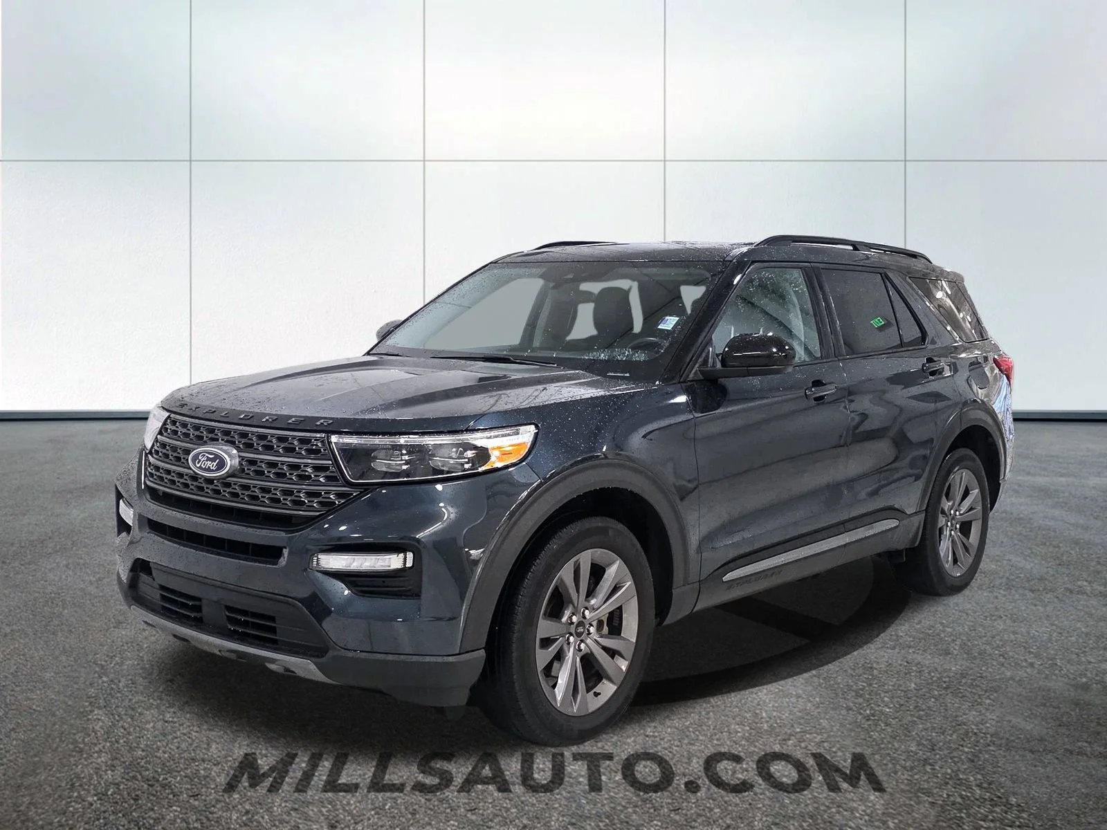 Certified 2024 Ford Explorer XLT with VIN 1FMSK8DH2RGA24124 for sale in Willmar, Minnesota