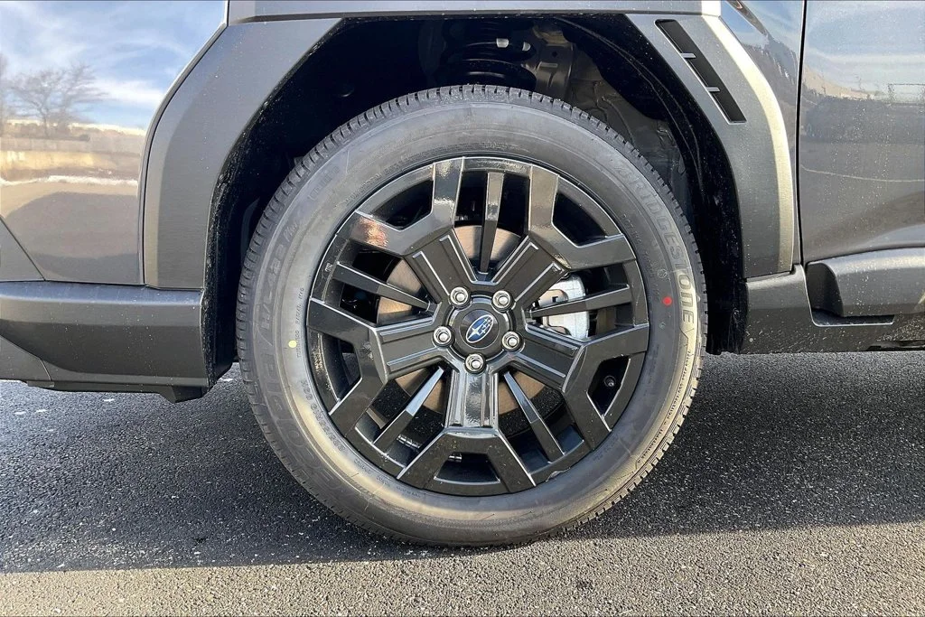 New 2026 MAGNETITE GRAY METALLIC Subaru Limited XT image 12