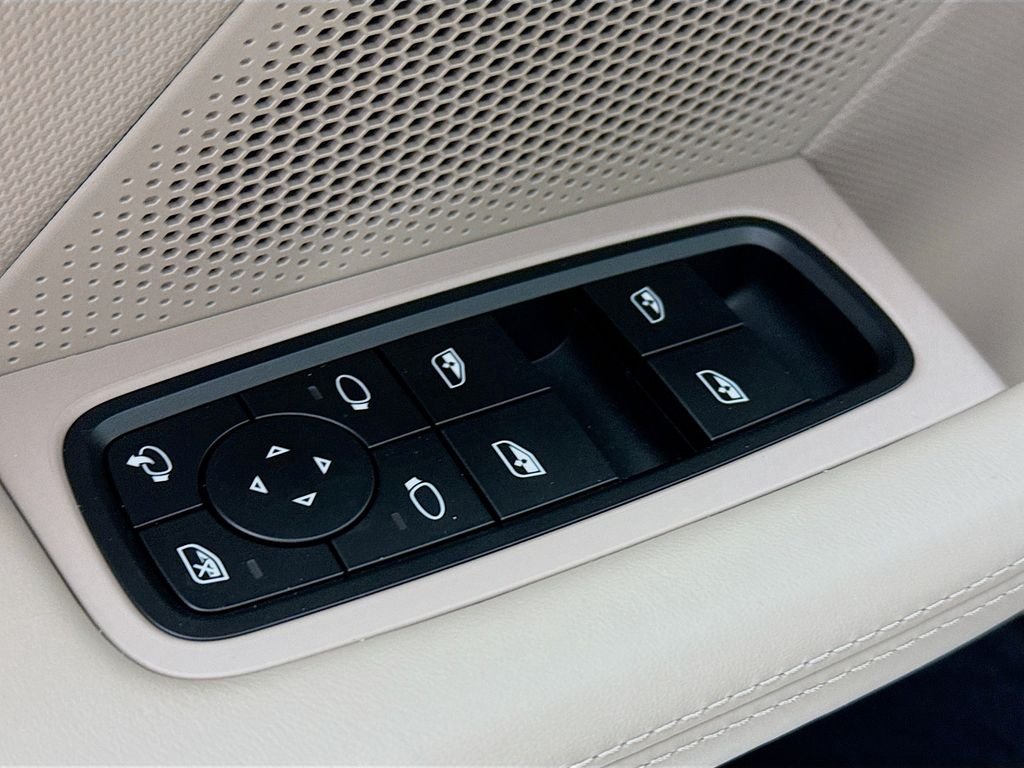 Used 2025 Black Porsche  image 18