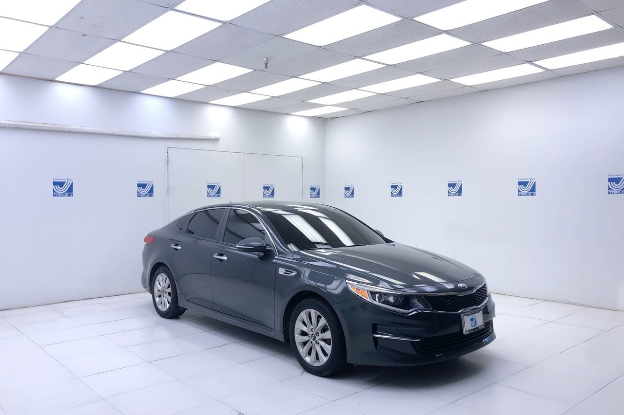 Pre-Owned 2018 Kia Optima LX 4dr Car in Saipan #22H274C | Triple J