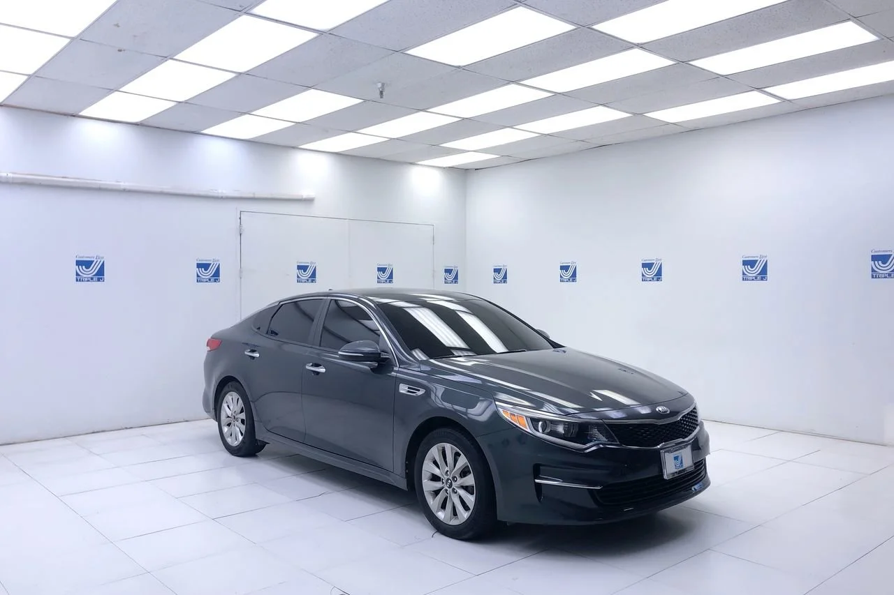 2018 Kia Optima LX AT's photo