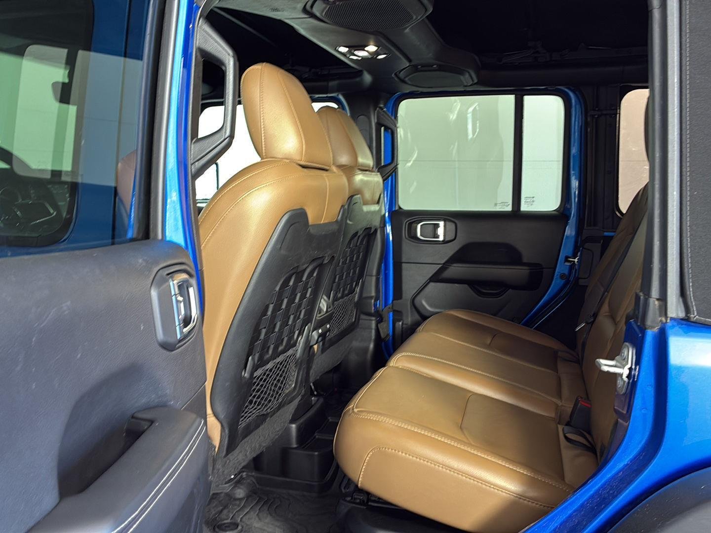 Used 2021 Hydro Blue Pearlcoat Jeep Unlimited Rubicon image 23