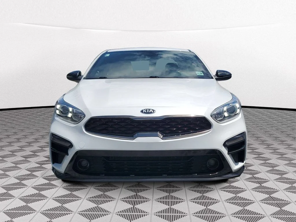 Used 2021 White Kia GT-Line image 2