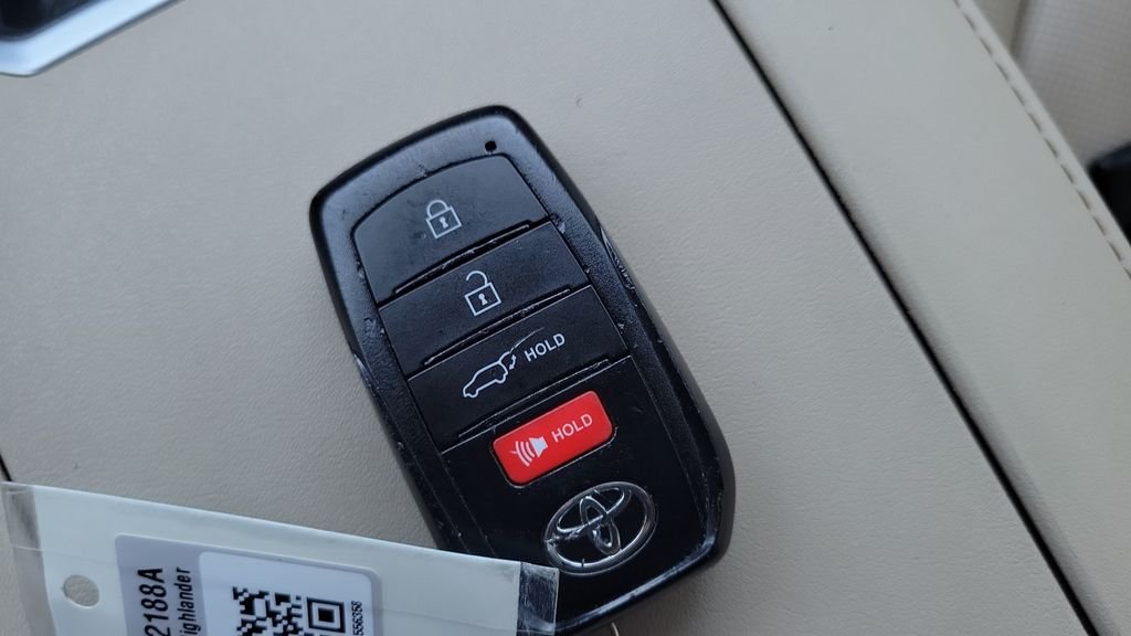Certified Used 2025 Gray Toyota Limited image 24