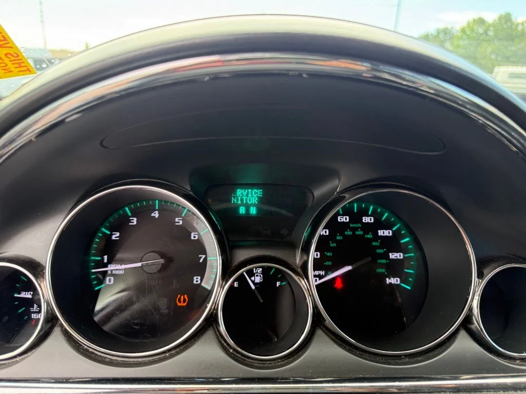 Used 2017 White Buick Leather Group image 17