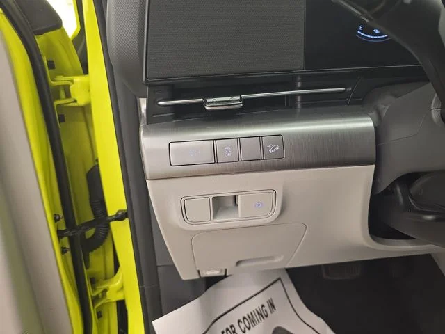 Used 2024 Yellow Hyundai SEL image 32