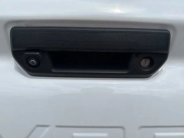 2023 Chevrolet Colorado Z71 - Photo 12