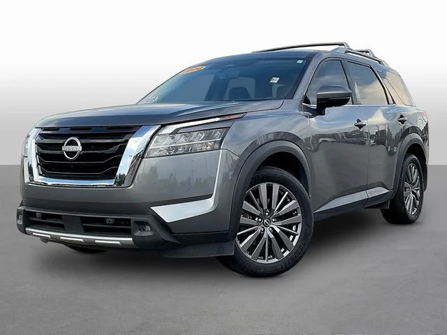 Used 2024 Gray Nissan SL image 3