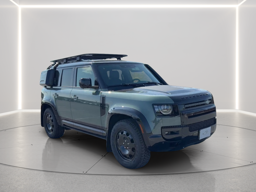 New 2026 Keswick Green Land Rover  image 3